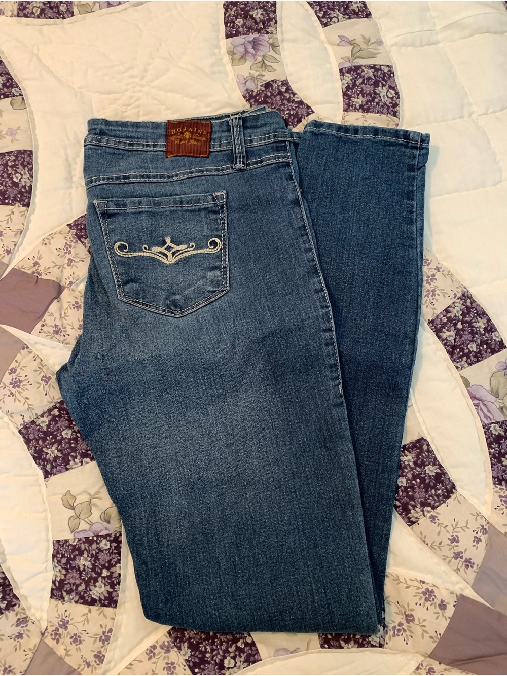 Domaine Classic Blue Jeans with Decorative Back Pockets